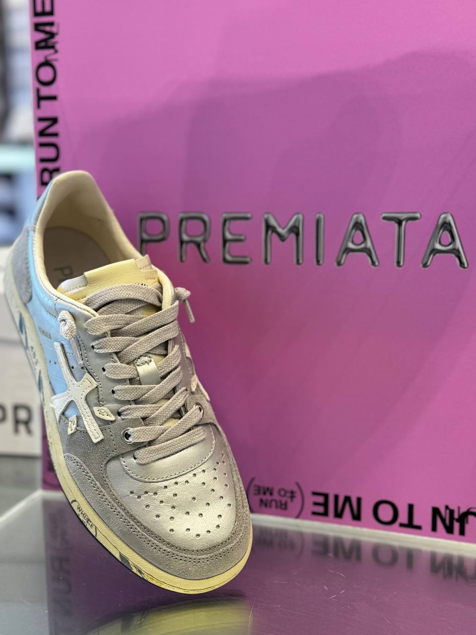 Premiata 3918