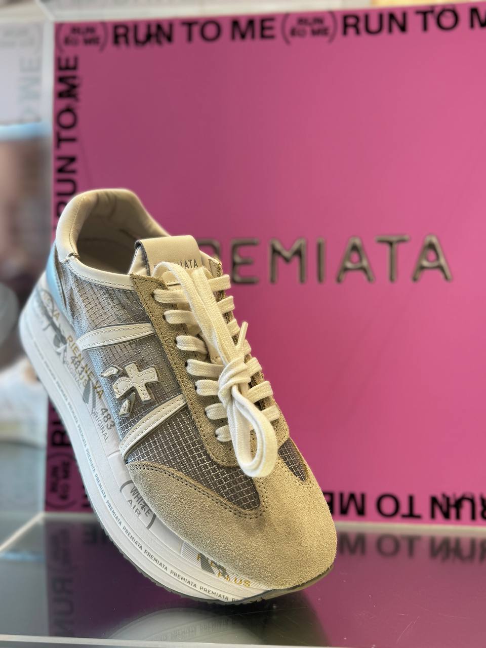 Premiata 3990