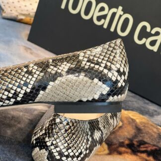 Roberto Cavalli Outlets 7020