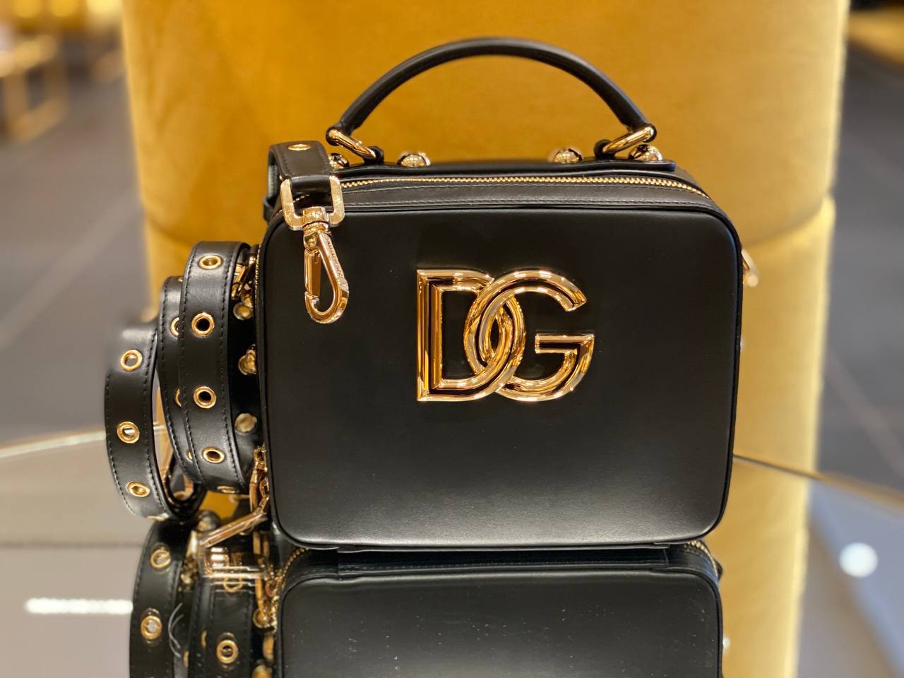 Dolce & Gabbana Outlets 94722